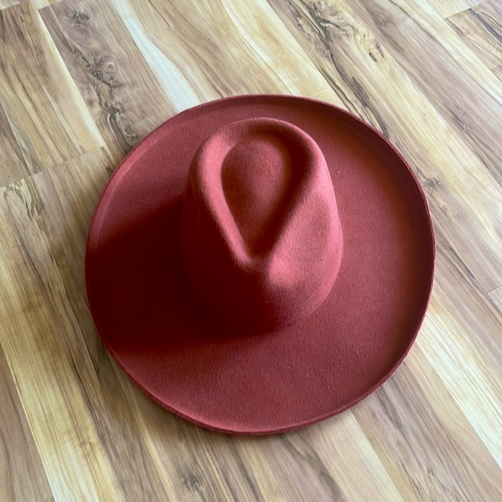 Olive and Pique Lenny Hat in burnt orange; olive & pique